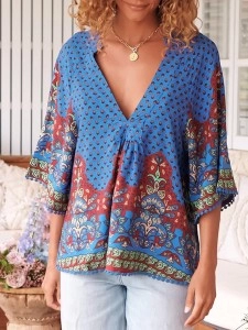 Boho V-neck position-print shirt Boho V-neck position-print shirt